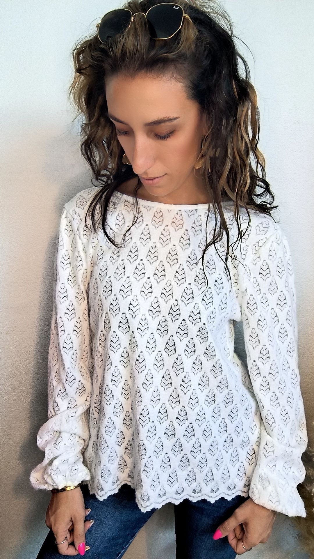 ✨ Pull Élisa – Blanc motifs élégants ✨