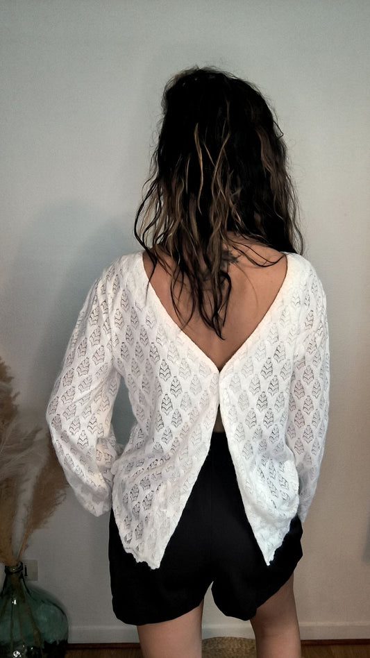 ✨ Pull Élisa – Blanc motifs élégants ✨
