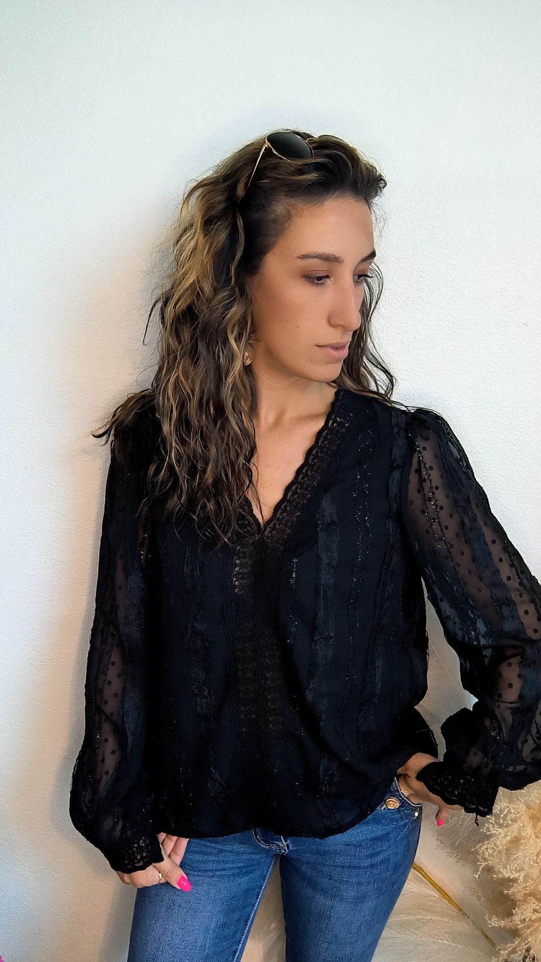 ✨ Chemise Léna – Noire détails transparents & pailletés ✨